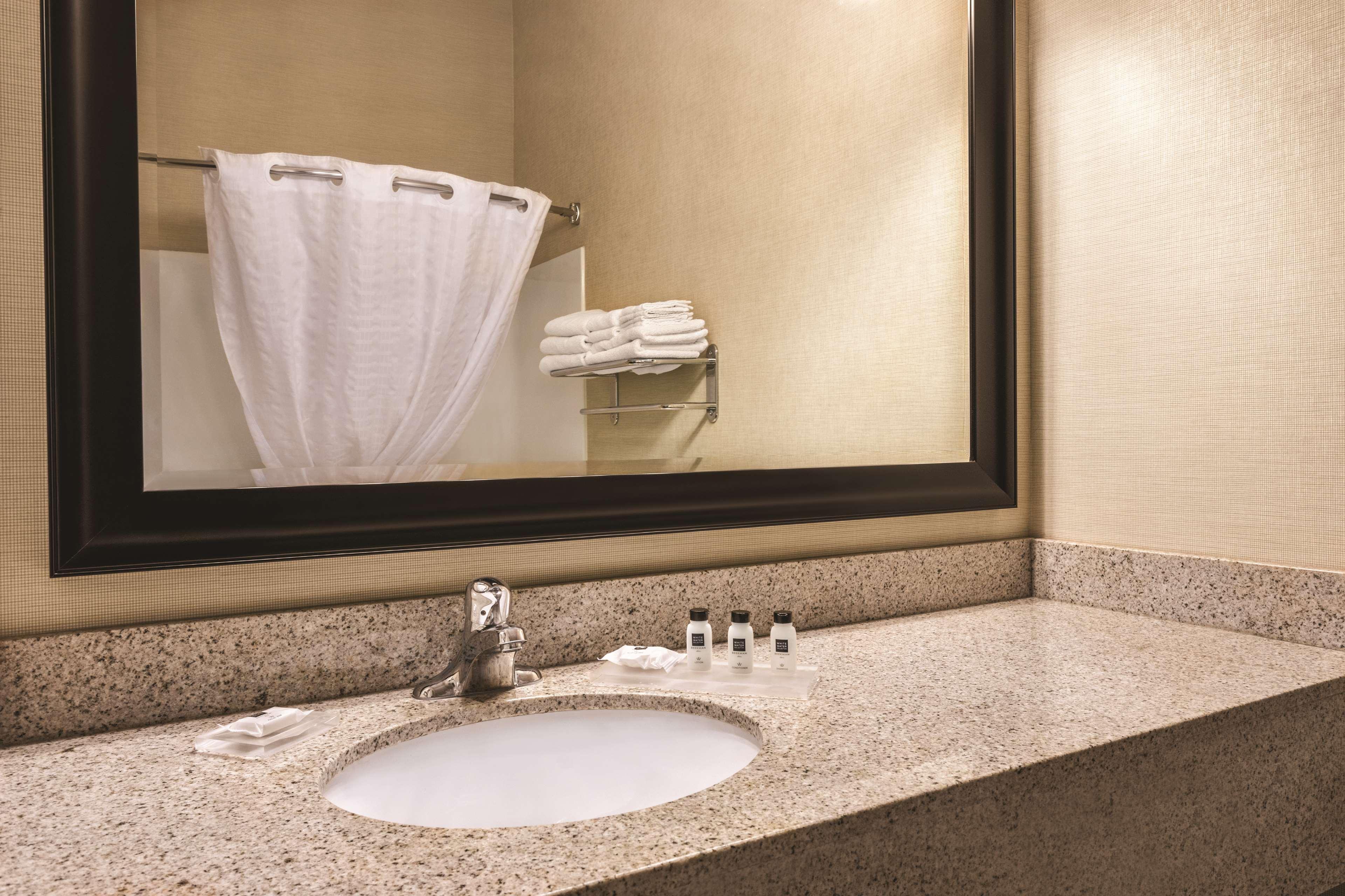 Country Inn & Suites By Radisson, Dakota Dunes, Sd Zewnętrze zdjęcie